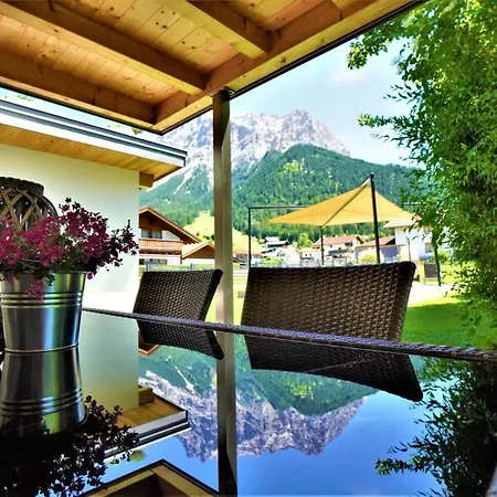 Am Martinsplatz Apartment Ehrwald