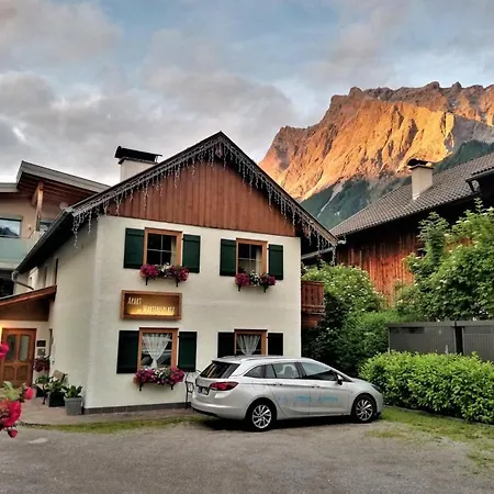 Am Martinsplatz * エールヴァルト